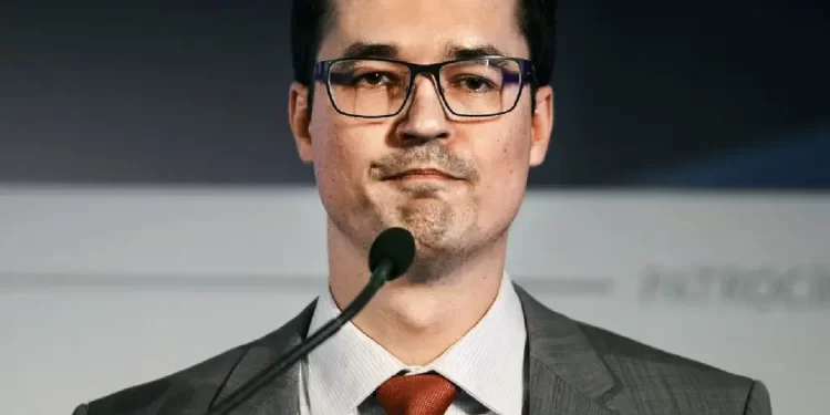 TSE, por unanimidade cassa mandato de Deltan Dallagnol