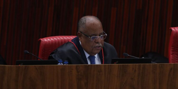 relator-no-tse-vota-pela-inelegibilidade-de-bolsonaro