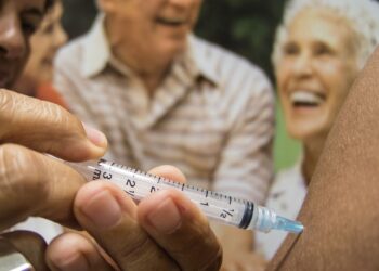 cobertura-vacinal-contra-gripe-em-sao-paulo-esta-em-44,5%;-meta-e-90%