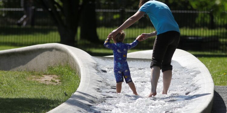junho-foi-mes-mais-quente-ja-registrado-globalmente,-diz-meteorologia