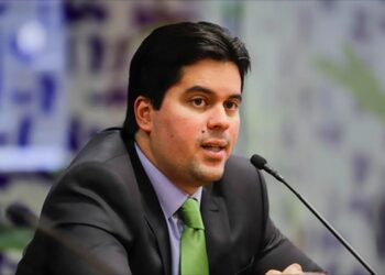 O Dep. André Fufuca assume como Ministro do Esporte: Compromisso com o Desenvolvimento do Esporte Nacional