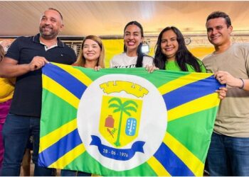 Grande evento marca lançamento da pré-candidatura de Daniella à prefeitura de Presidente Dutra, com apoio de importantes lideranças políticas!