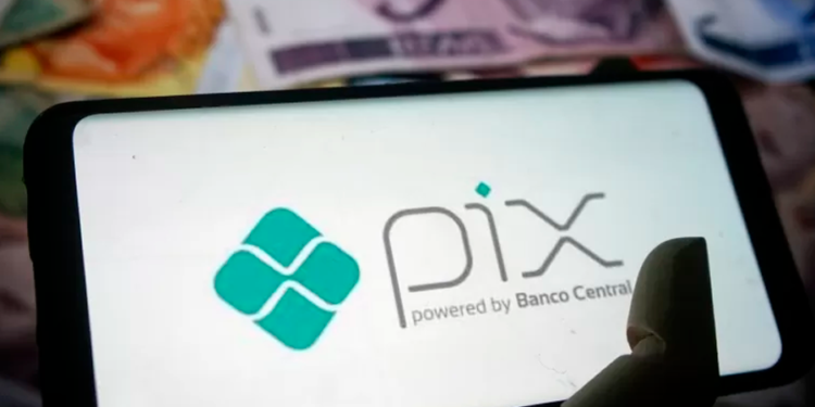 Pix será taxado? Entenda o que muda com a nova resolução e se isso afeta você