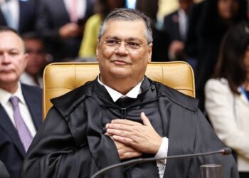 Flávio Dino bloqueia repasse de emendas para universidades e fundações do Maranhão